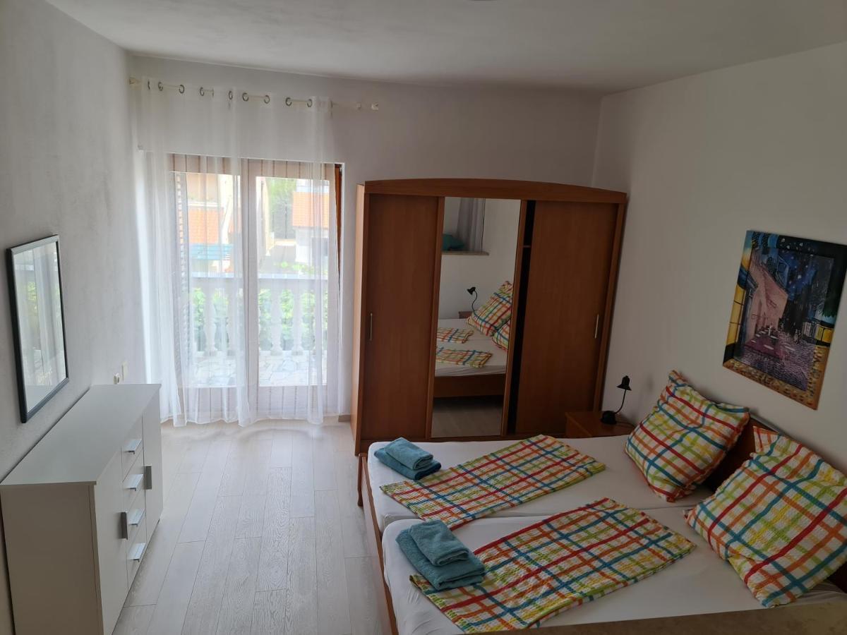 Apartment Mira Pula Luaran gambar