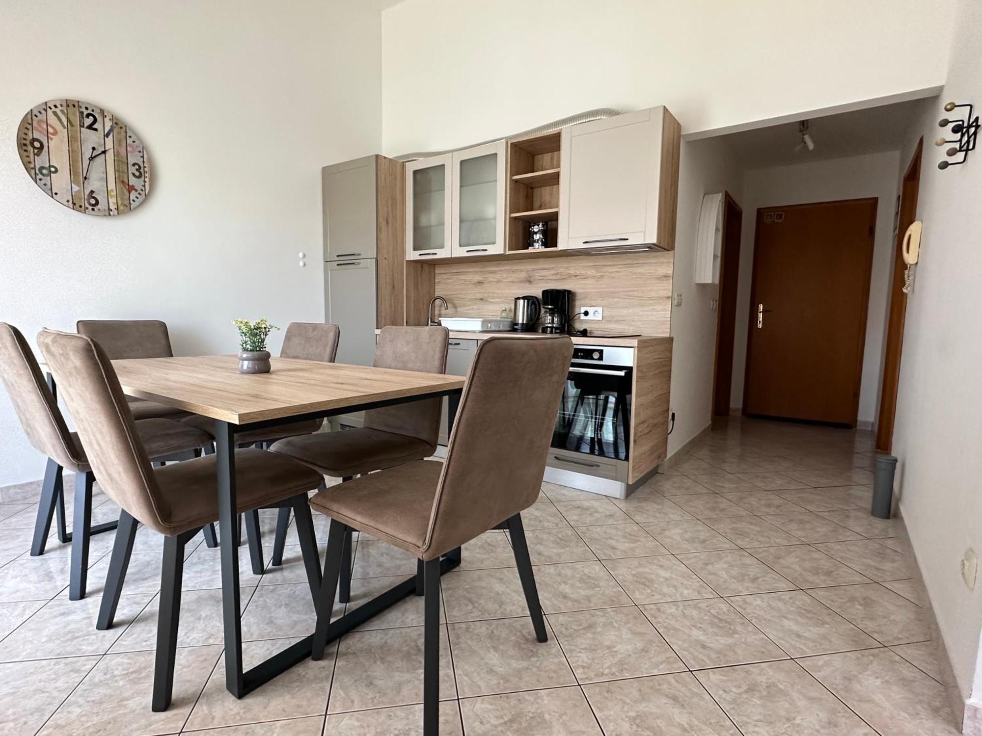 Apartment Mira Pula Luaran gambar