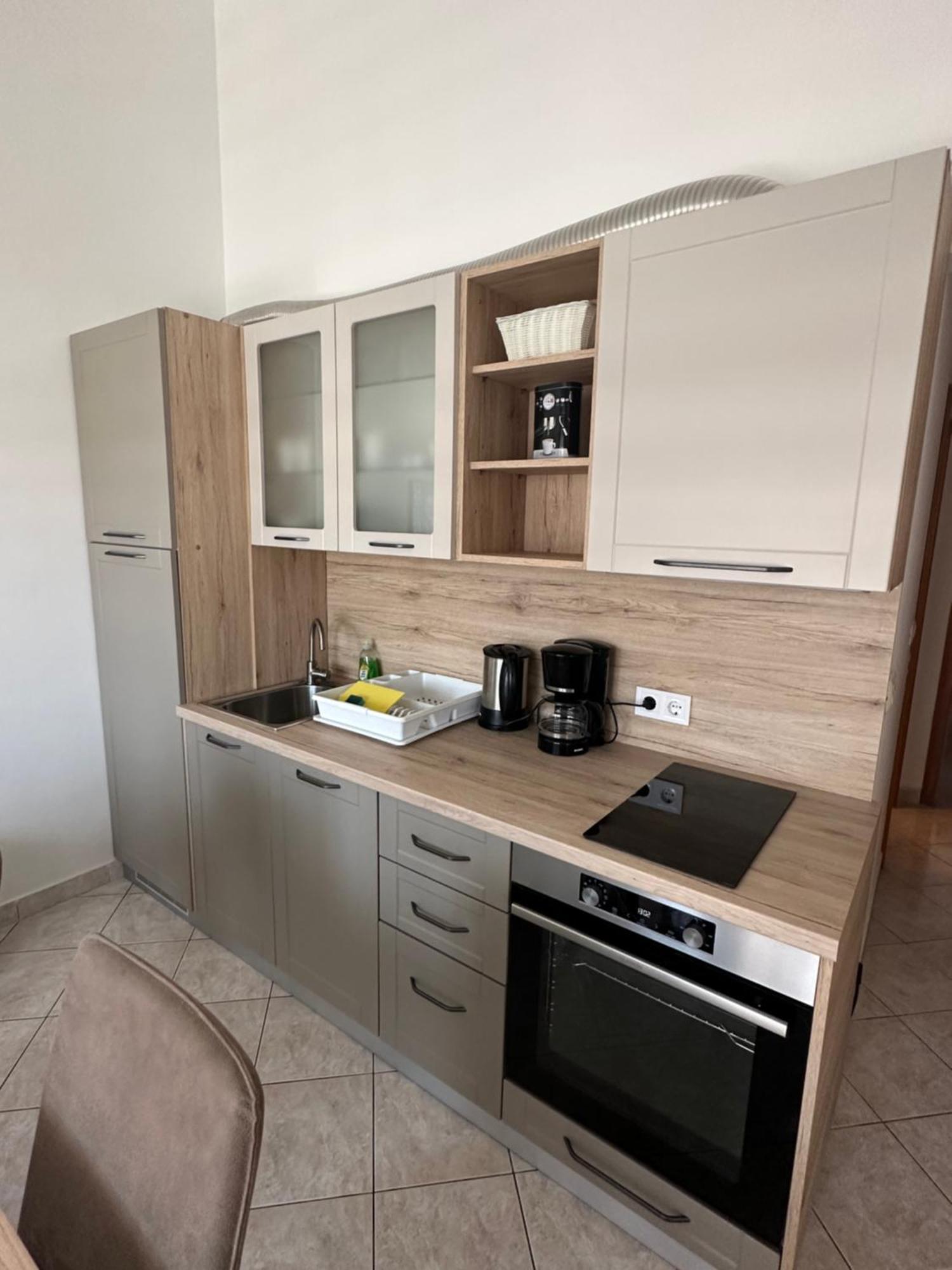 Apartment Mira Pula Luaran gambar